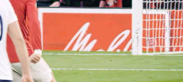 华体会体育-C罗迎来十二赛季高光表现，C9球迷沸腾！的简单介绍