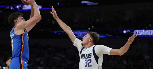 华体会体育-关于浓眉哥回归赛场，逆转首场状态亮眼，独行侠观众沸腾！的信息