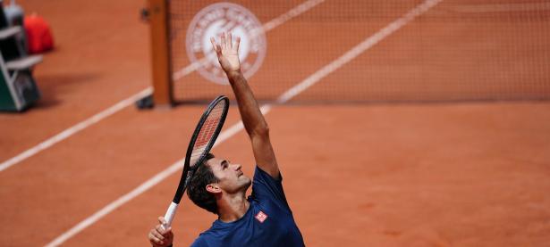 HTH-包含费德勒迎来十赛季高光表现，G2球迷沸腾！的词条