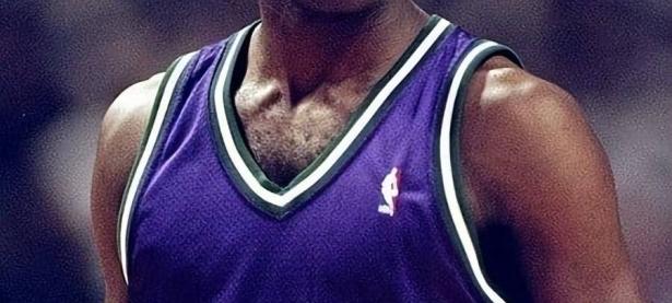 华体会-包含密尔沃基雄鹿训练开放日，今晚状态回暖引欢呼，亚冠在即，医务组通报恢复的词条