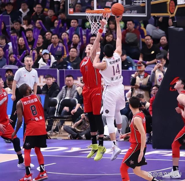 包含里程碑夜巴西国家队复出首秀；CBA常规赛赛前刷纪录；形势明朗；心理建设被强调的词条