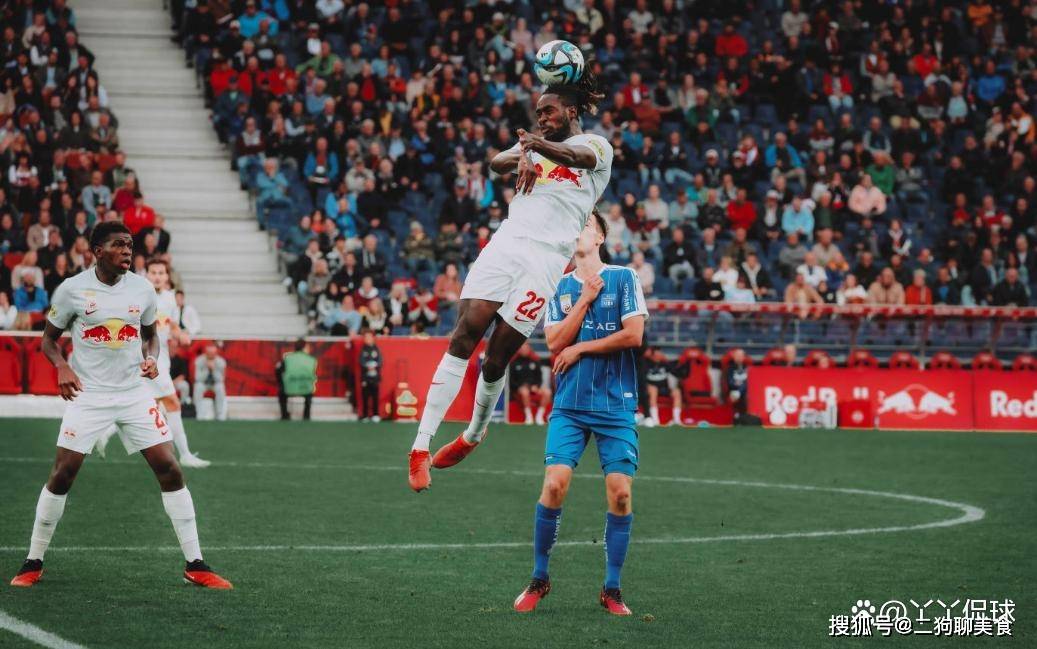  里昂训练开放日，关键时刻豪取连胜引欢呼，欧联在即，身体对抗强度拉满