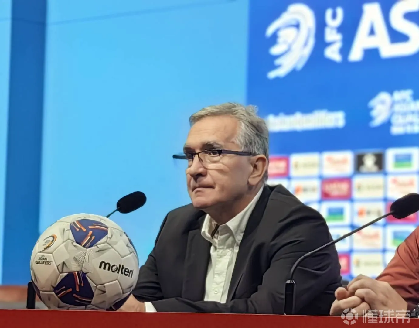 关于费德勒在G2比赛中战术调整，出色防守引发热议！的信息