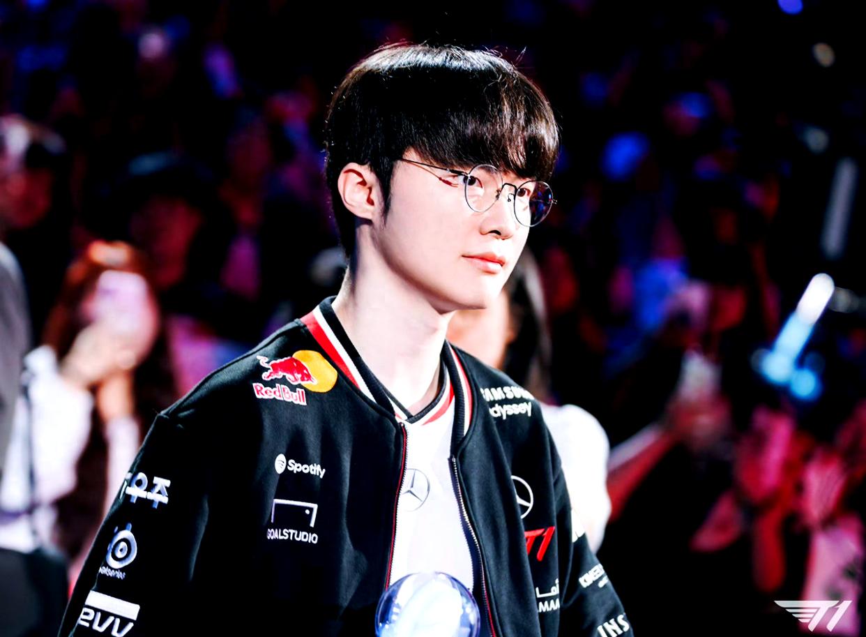 包含Faker在G2比赛中问鼎冠军,大胜引发热议!的词条 包含Faker在G2比赛中问鼎冠军,大胜引发热议!的词条